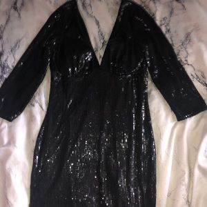 Sequins NYE type dress size small! low v front s